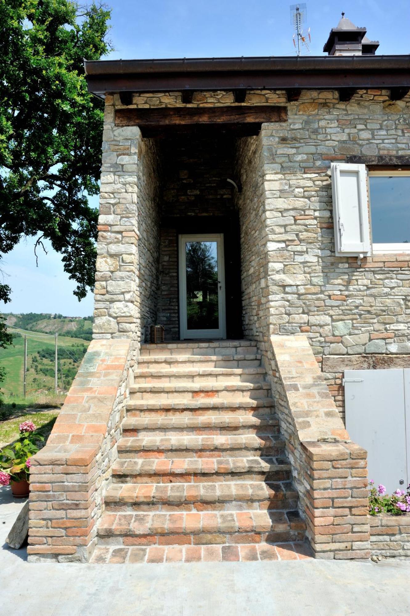 Borgo Stanzano Aparthotel Zocca Ngoại thất bức ảnh